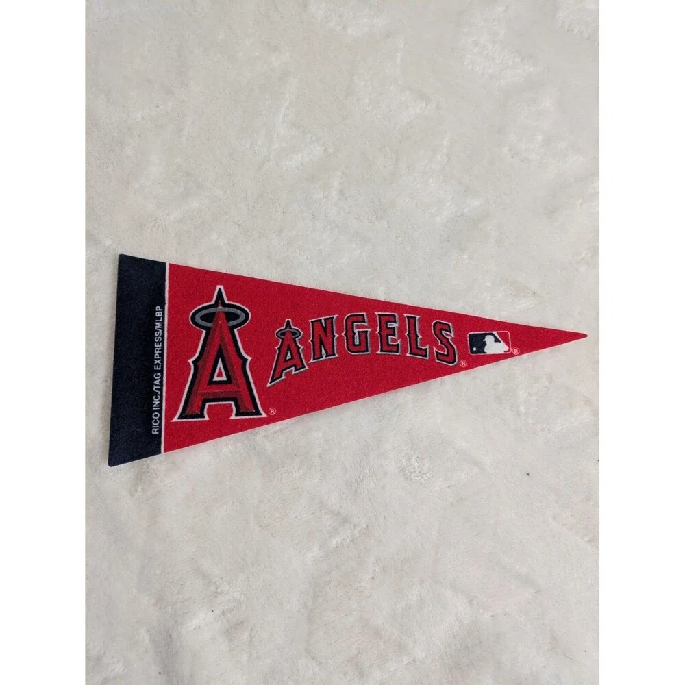 NEW Mini MLB Los Angeles Angels Pennant
